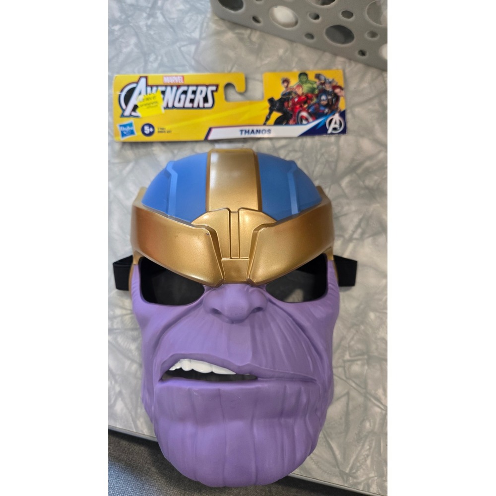 Marvel Avengers Thanos Mask Hasbro E7883 Purple Gold Superhero Roleplay Toy
